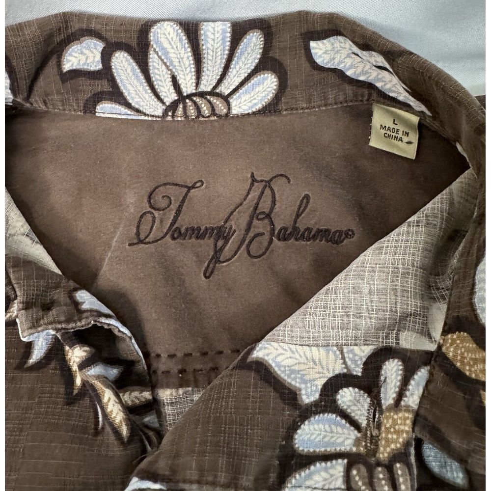 Tommy‎ Bahama Mens L Brown Floral Print Short Sleeve Button Up Silk Shirt - Picture 2 of 6